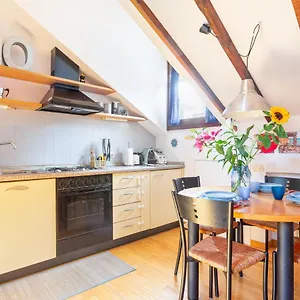  Apartment Piazza Risorgimento Cosy Italy